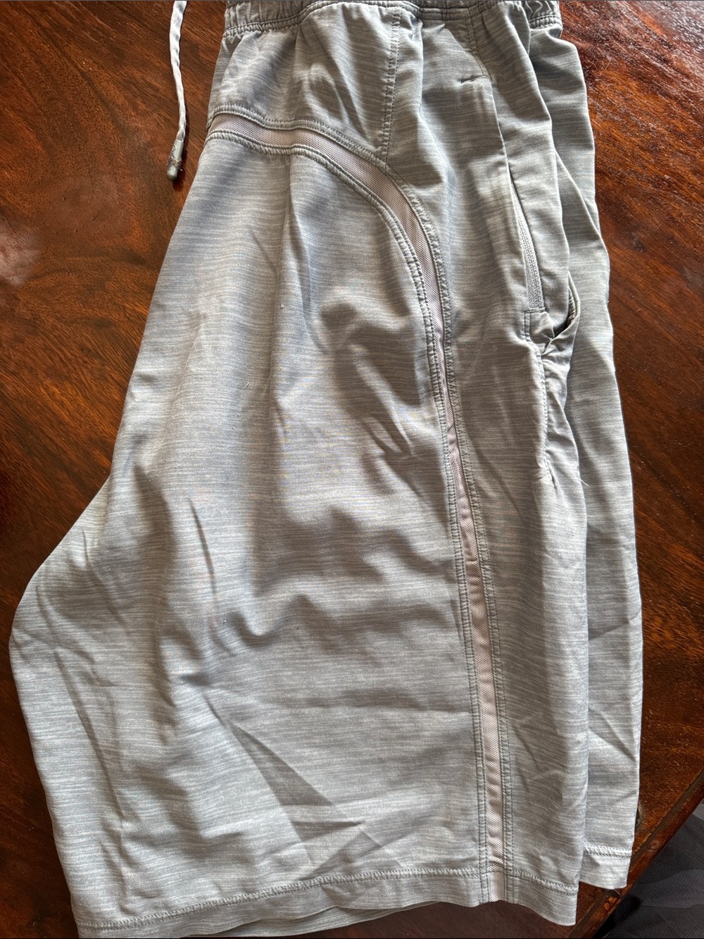 gently used lululemon athletica Men's Light Gray Athletic Shorts